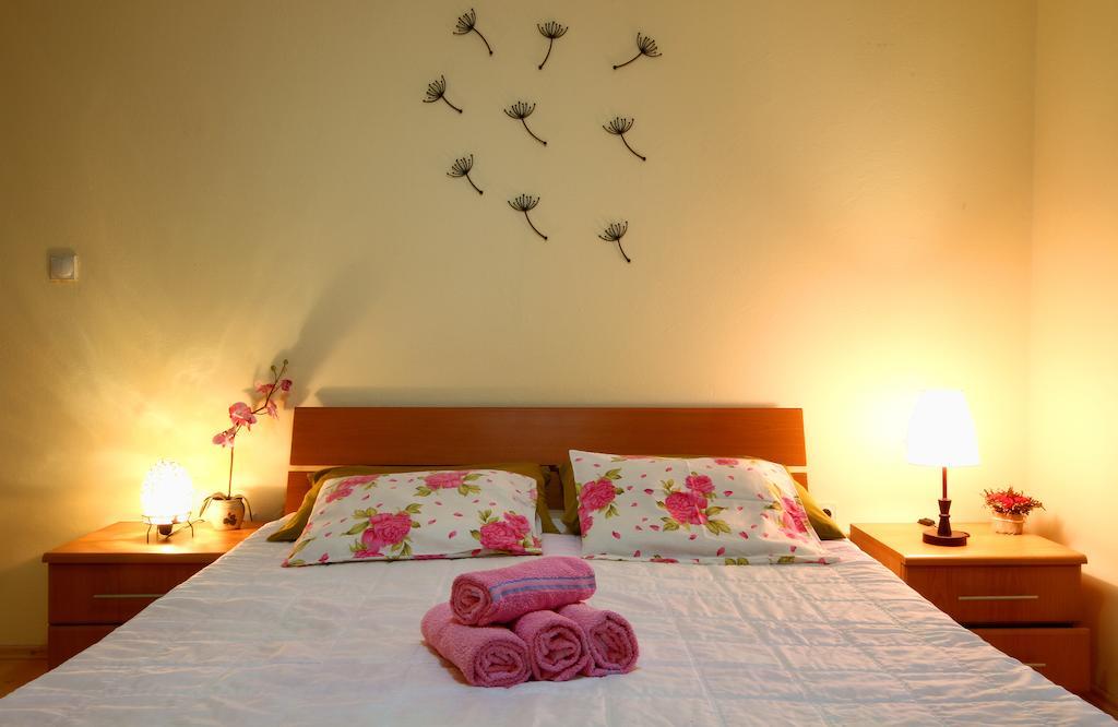 Lighthouse Apartments Budva Phòng bức ảnh