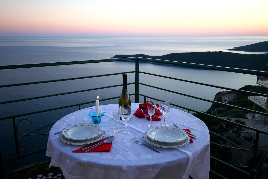Lighthouse Apartments Budva Phòng bức ảnh