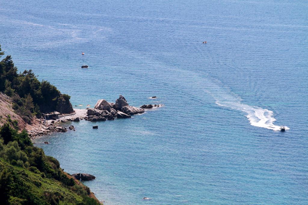 Lighthouse Apartments Budva Phòng bức ảnh